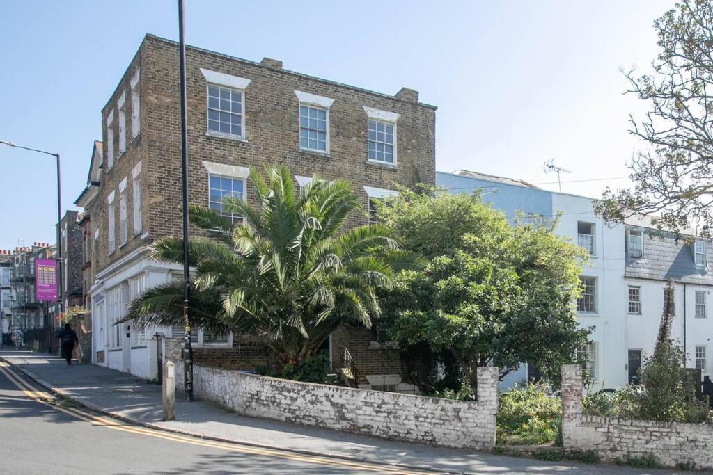 Palm Heights - Top Floor Luxury Flat Margate Exterior photo